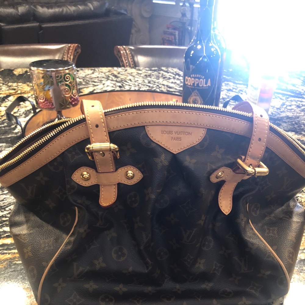 Louis Vuitton Tivoli